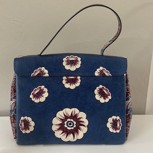 Valentino Bag - Picture 4 of 11